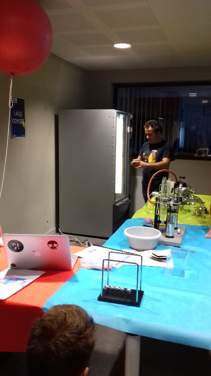 LyceeGFebus's tweet photo. Les sciences c'est aussi ludique @FeteScience https://t.co/jAABbIXgfQ