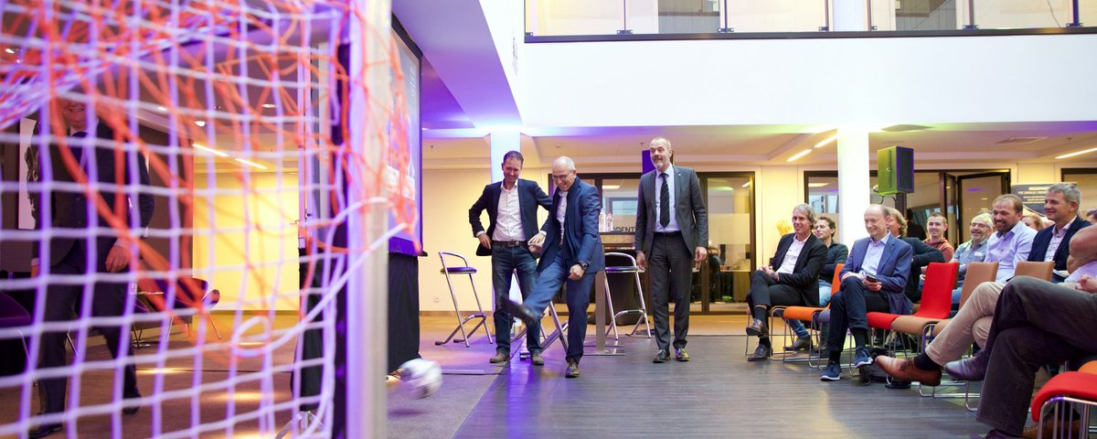 De Overijsselse Techniekuitdaging trapt af! Publiek-private samenwerking m.b.t. arbeidsmarkt, leven lang ontwikkelen: daarwerkenweaan.nl/nieuws/de-over…