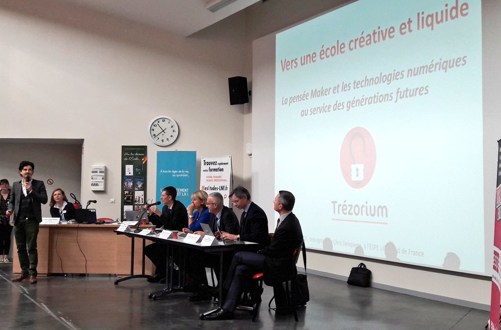 JoelleCottenye's tweet photo. De nombreux acteurs du #numerique à nos côtés @ESPE_LNF @euratechnologie @trezorium @OpenDigitEduc @Elpl01 #mrrobotics pour évoquer le développement des #usages et des pratiques #innovantes dans les #colleges @lenord @aclille https://t.co/5HDRTkKyTb