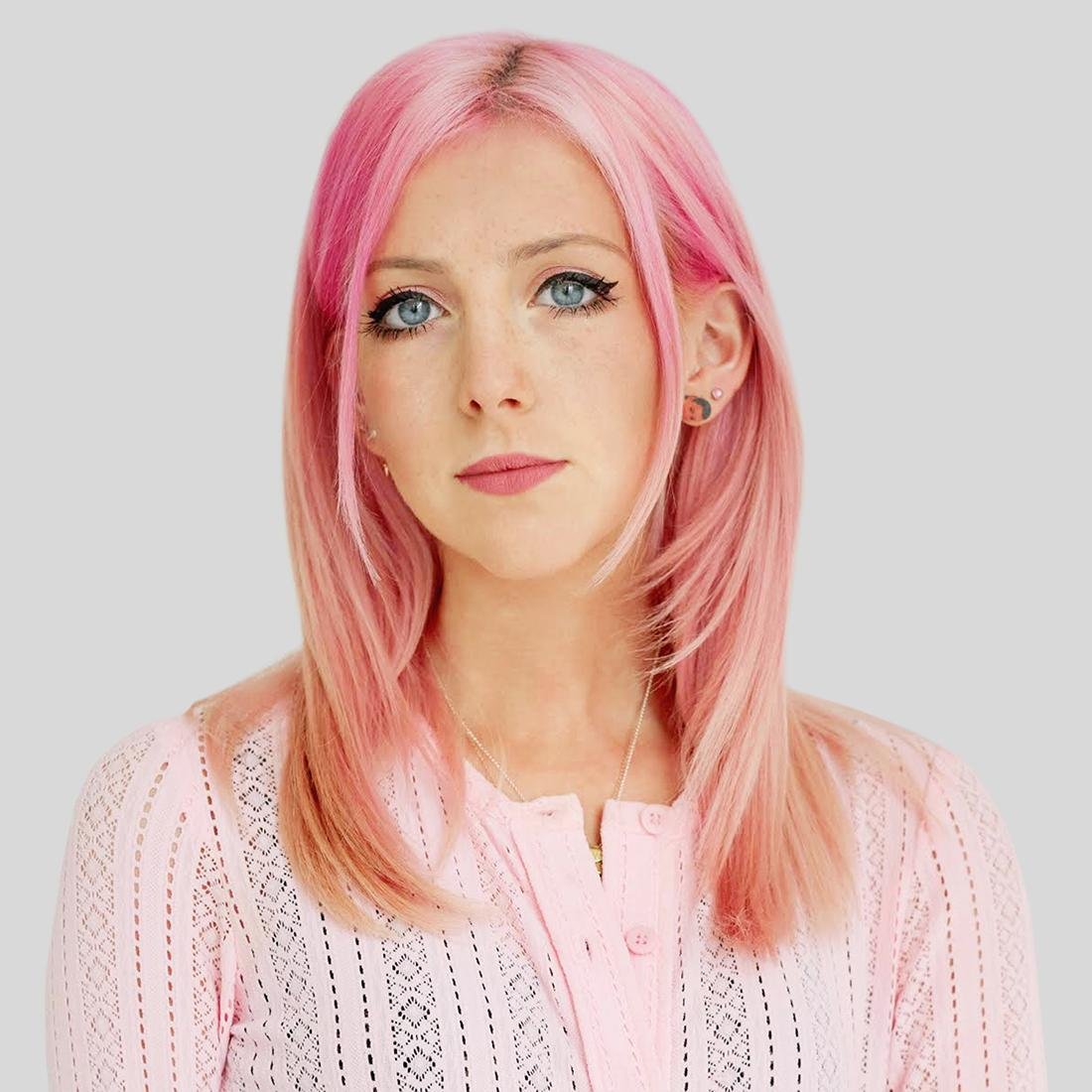 BBC6MorningShow's tweet photo. Up next, author extraordinaire @scarcurtis shares her Feminist Theme Songs #MemoryTape with @laurenlaverne. Expect some @letigreworld, @lizzo, Lesley Gore, @teganandsara, and @lorde. BIG tunes:
https://t.co/B9W9lEogjT https://t.co/T5TxXwEn7g