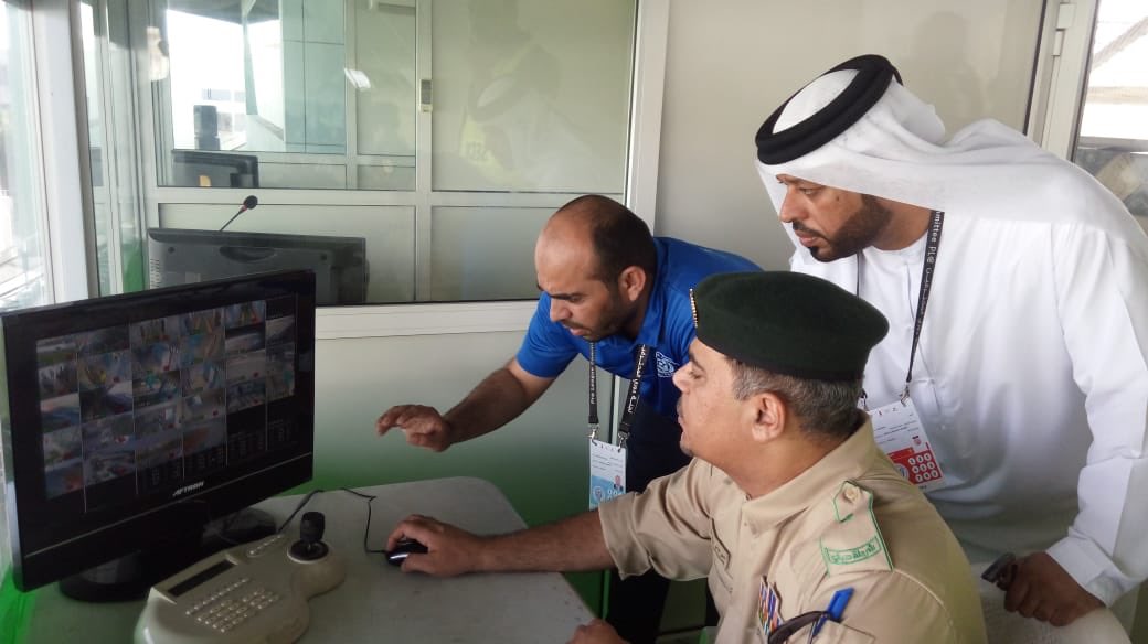 DubaiPoliceHQ's tweet image. #لجنة_تأمين_الفعاليات بـ #شرطة_دبي تؤمن مباراة ناديي النصر والشارقة ضمن منافسات #كأس_الخليج_العربي المقامة على ستاد مكتوم بن راشد بنادي شباب الأهلي دبي (الممزر) .
#التزامكم_سعادة