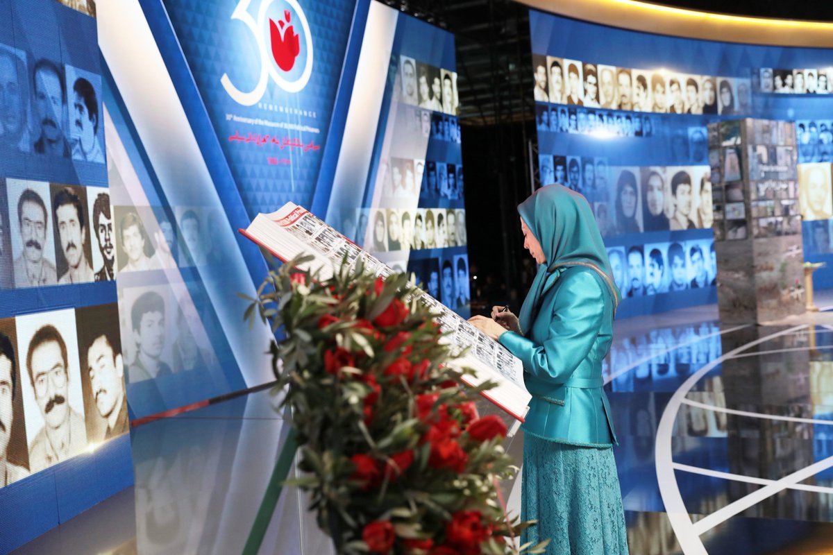 Maryam_Rajavi_P's tweet photo. تروریسم آخوندها در خارج کشور، امتداد سیاست اعدام و شکنجه در داخل ایران است.  این دو سیاست ضدبشری لازمه هم‌اند و هیچ‌کدام به‌تنهایی قابل استمرار نیست  #نه_به_اعدام  #ایران https://t.co/PNyFtOGuqT
