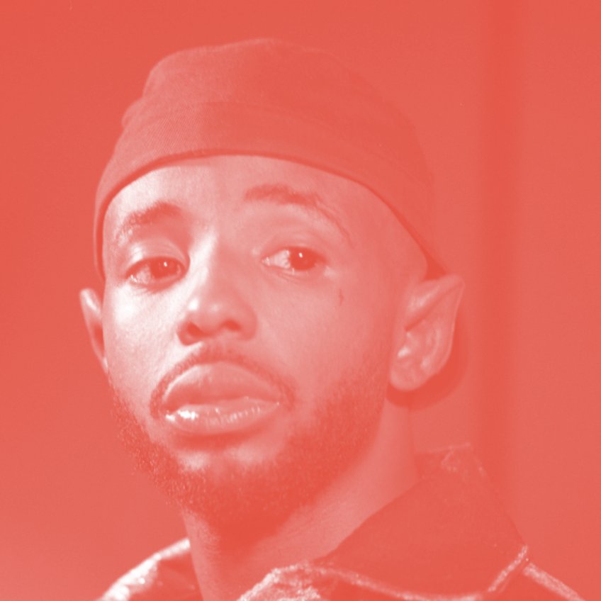 Avis aux futures souches désemparées : dans le paysage du rap, Makala se dit lui-même «bûcheron dans une forêt de langues de bois». Vous voilà prévenus
#NZNova bit.ly/2NZicM1