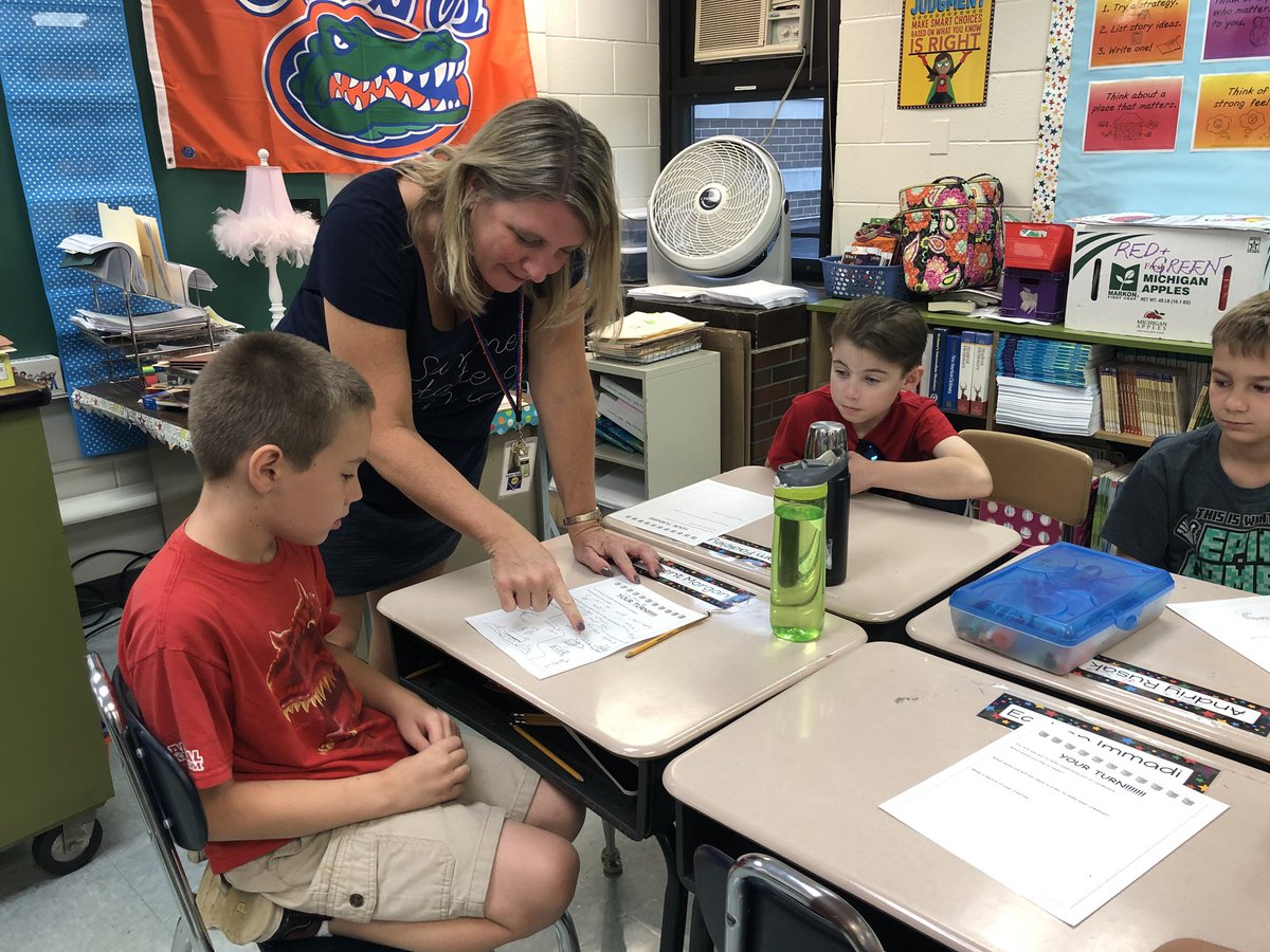 FrostSchool_4's tweet photo. We a planning for our #cardboardchallenge on Friday!! #21Learns #innovatorsmindset https://t.co/bt6Z4s5VhE