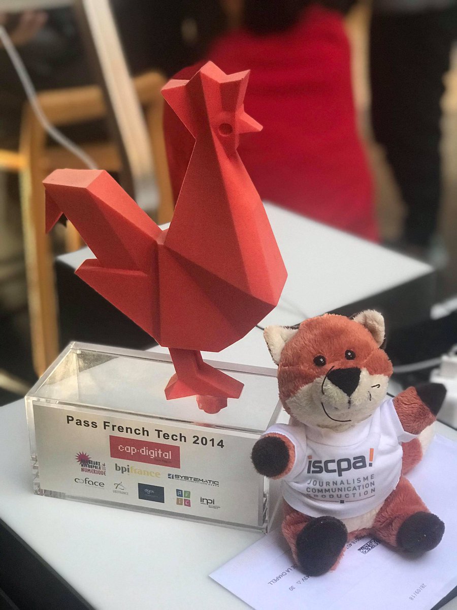 maianh_vu_com's tweet photo. Rookie écoute attentivement le domaine de la com’ au Cap Digital ! #TourEMedia #iscpa #Rookie #CapDigital #C1 https://t.co/v9M3RDzFG2