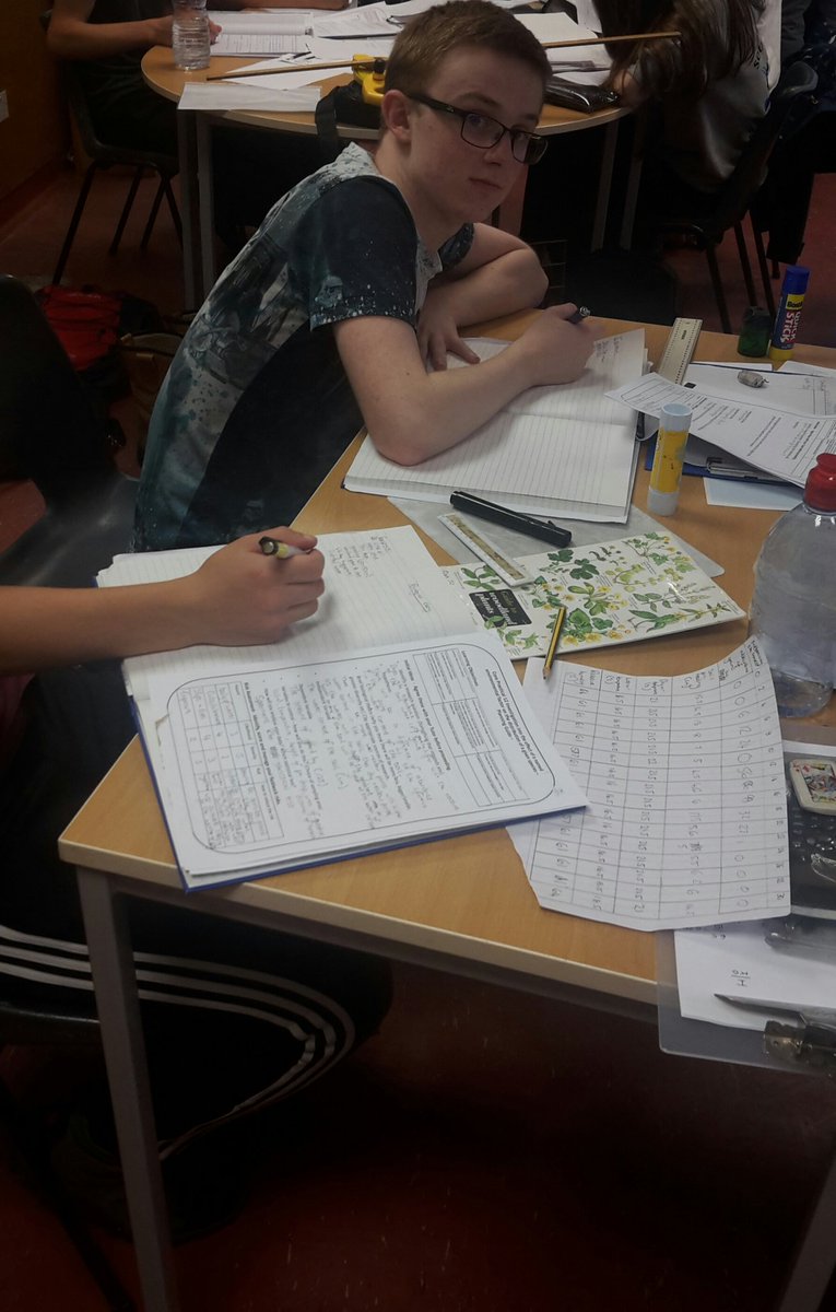 ScienceSW's tweet photo. Completing @AQA Biology Required Practical 12 @PrestonMontford #sunsoutquadratsout https://t.co/j3czN6u94E