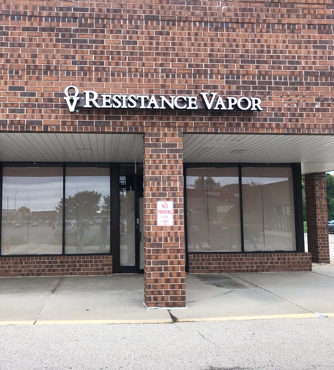 ApexSignGraphic's tweet image. Be visible day and night with a LED Channel Letter Sign.
#LEDLitSign #ChannelLetterSign #CrystalLakeIL
#APEXSIGNSANDGRAPHICS.COM &amp;amp; APEXSIGNSANDWRAPS.COM