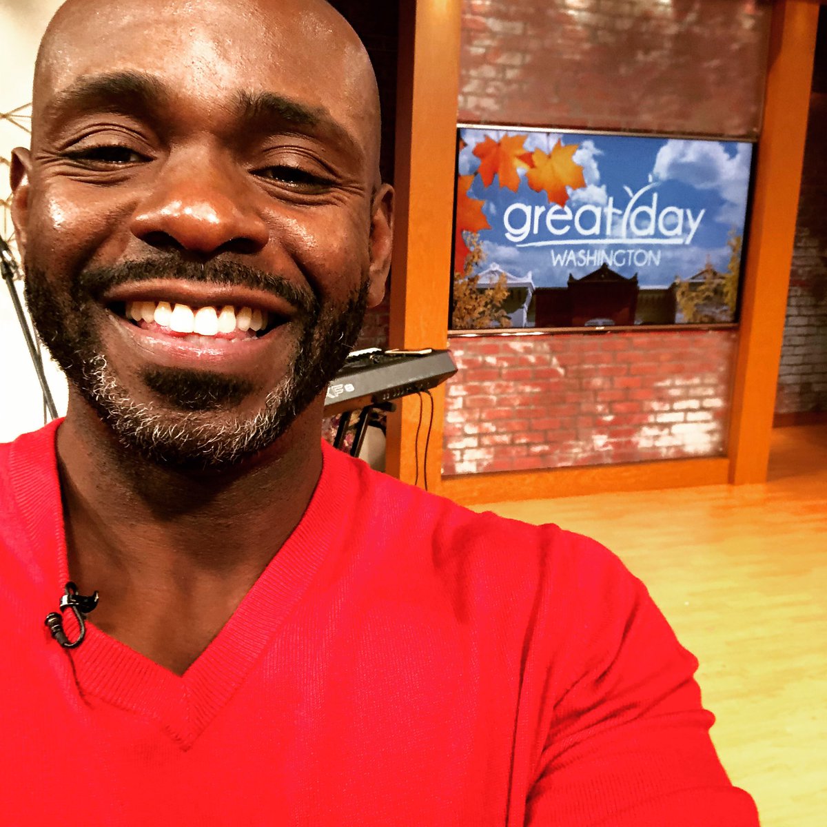 ChefMarkBailey's tweet photo. Hey DC! Are You Ready For A Great Day? #chefbailey #greatdaywash #wusa9 #fallbrunch https://t.co/4SOZUcBWeW