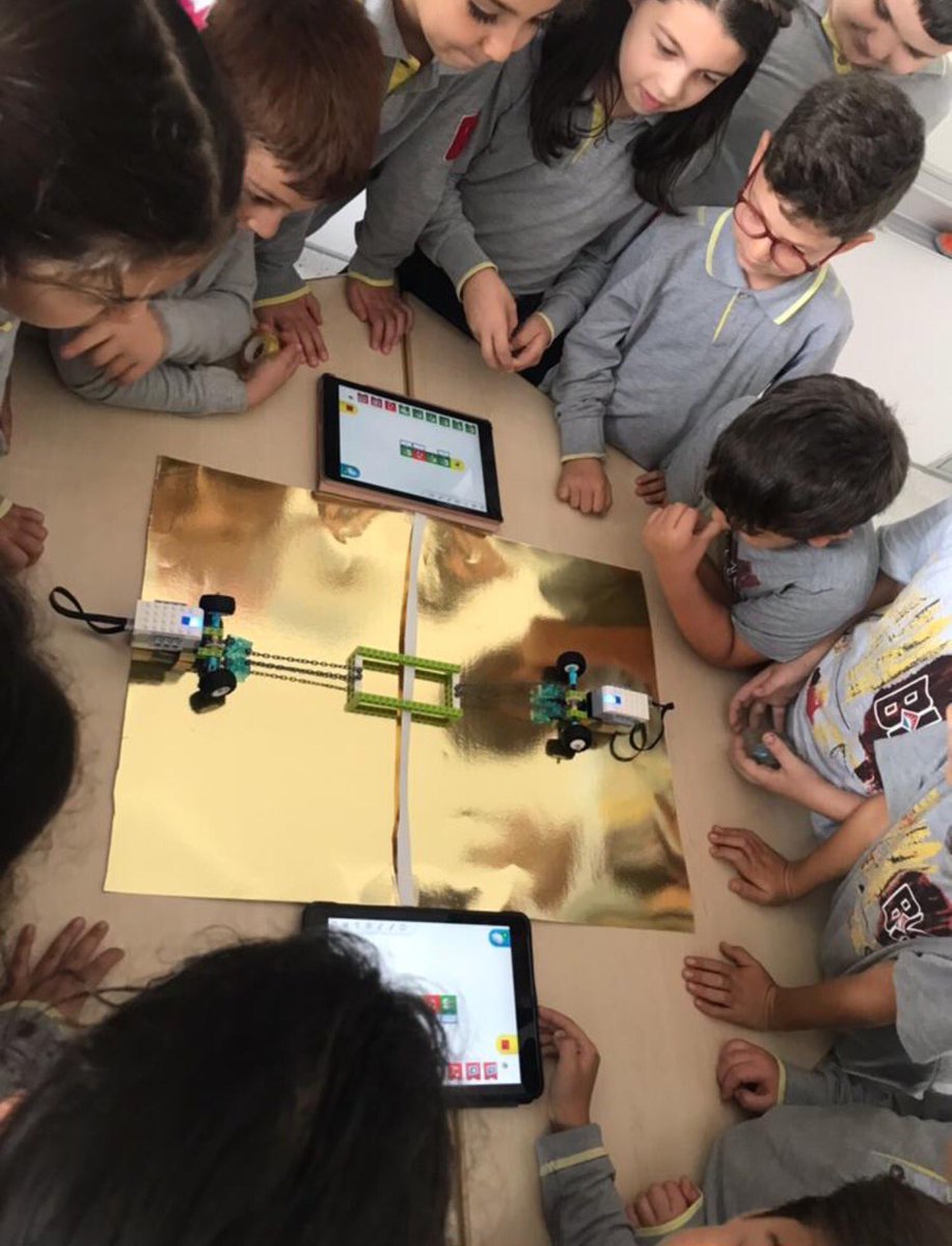 bk_corum's tweet image. Kodlama haftası etkinliklerimiz devam ediyor. Öğrencilerimiz Wedo 2 ile halat çekme yarışması yaptılar , en hızlı kodlayan kazandı 👏🏻👏🏻#BKcoding