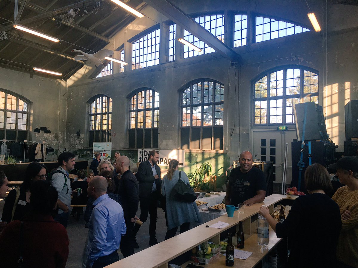 DisieDk's tweet image. Thank you all for an inspiriring and meaningful day! It has been fun with a lot of creativity and networking 🌍☀️🌿 one last thing: the bar is open! 🍻#kphprojects #daysofimpact #socent #realimpact #doi18 @annekatrineheje @dkpol @kooperationendk @ulrikboe @koebenhavner @cphftw