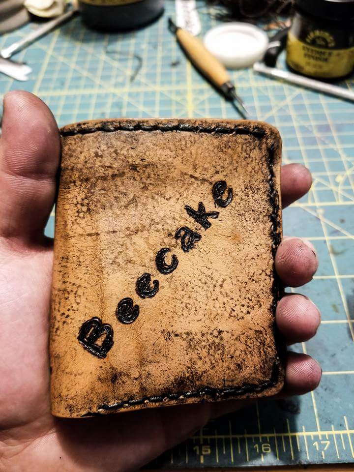 Obsidian_Crow93's tweet photo. The boys in @OfficialBeecake have a new music video out today!
I made this Beecake wallet earlier this year for @BillyBoydActor while he was in Portland.
Come check out my leather and mead shop soon Billy! @WyrdLeatherMead
#beekcake
Here's the link: https://t.co/DVlaHZDOCt https://t.co/MW2MHsWx2V