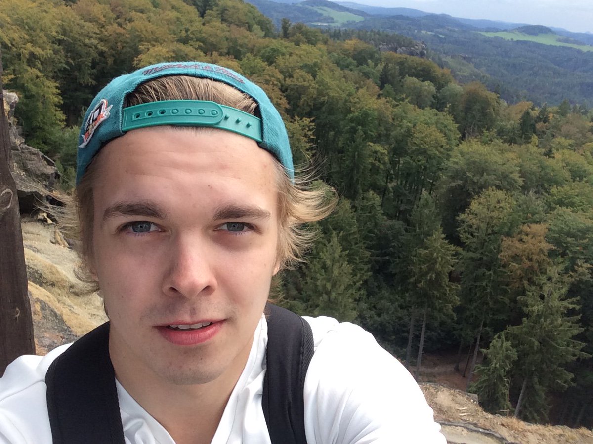 Neljäntenä vuorossa on järjestömme rahastonhoitaja, Antti Koskinen! #Libi #Liberaalinuoret

facebook.com/liberaalinuore…