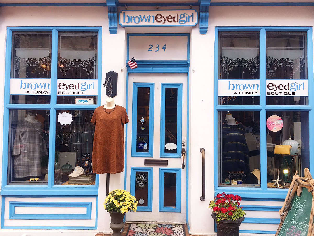 Begboutique's tweet photo. Come see us today 🍁🍂✨🍁🍂✨ we’ve got so many fall goodies https://t.co/q7JyaSalvE
