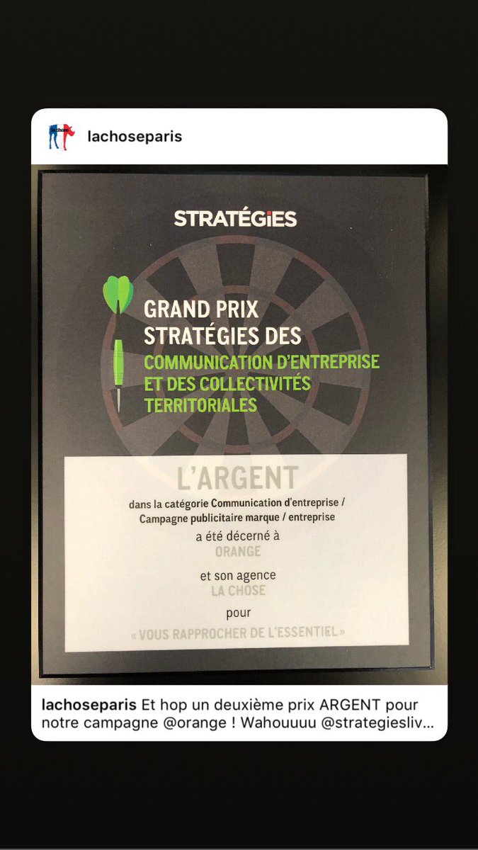 lachoseparis's tweet photo. De l’argent et encore de l’argent. #happy @Strategies ils viennent d’arriver. #prix #hotchoseawards https://t.co/bsmetuyrj1