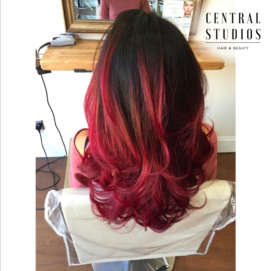 centralstudios2's tweet image. Red hair day!❤️
Contact us on 020 8343 2638 for inquiries. 
#hairstyle #haircut #haircolor #hairstylist #hairstyles #longhair #instahair #hairdo
#stylish #fade #redcolour #redhair #ombre #beautifulhair #goodhairdar