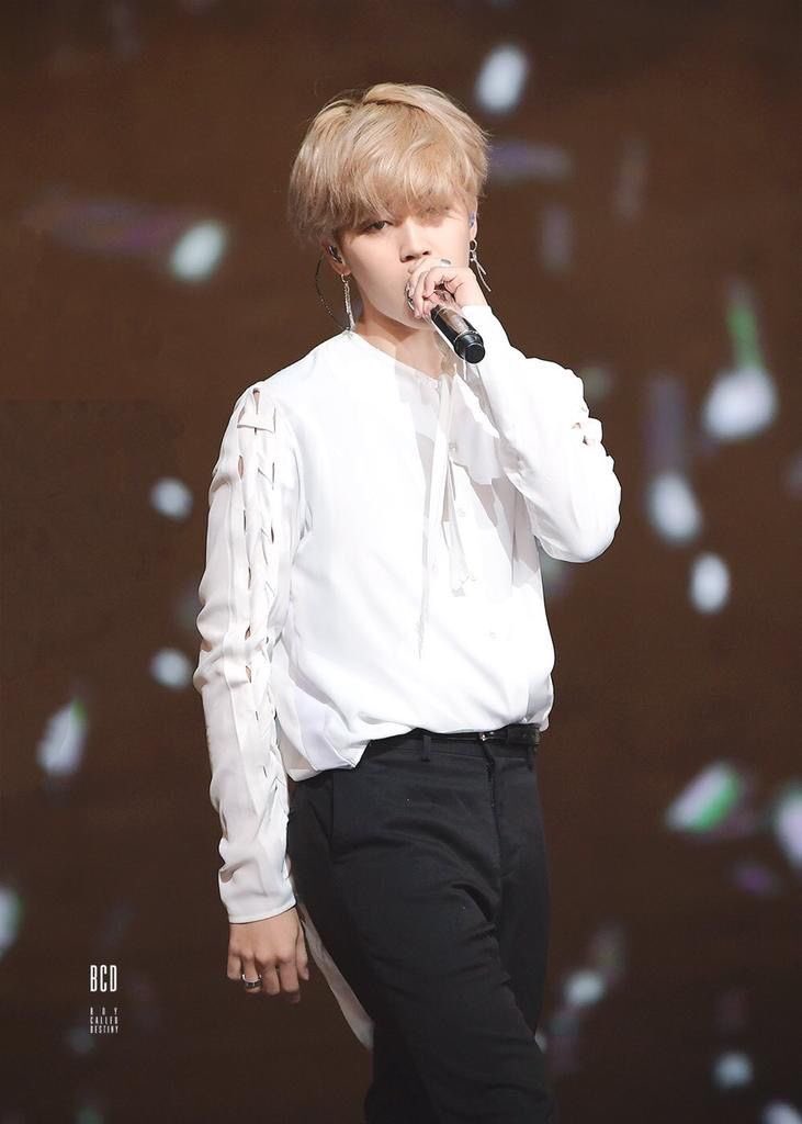 MxHOPE's tweet photo. SWEETHEART 💛

#JIMIN
#JiminWorldwideLoved 
#HAPPYJIMINDAY https://t.co/WYmvHJixcU