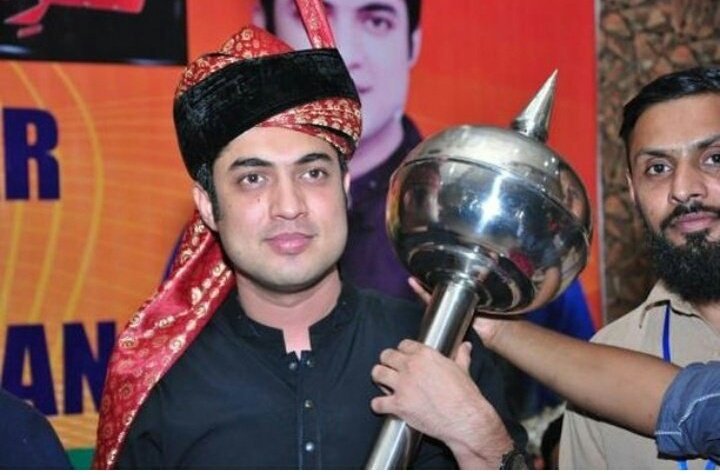 Kinza_Zeshan's tweet photo. تسی چَنگی نہی کیتی گجرانوالوں......
🙈🙈🙈
BTW ithy v HandSome lg ry o....
نیا نویلا دولہا😅
#AchaSorryBoss
@iqrarulhassan https://t.co/0jN0mDM1Uv