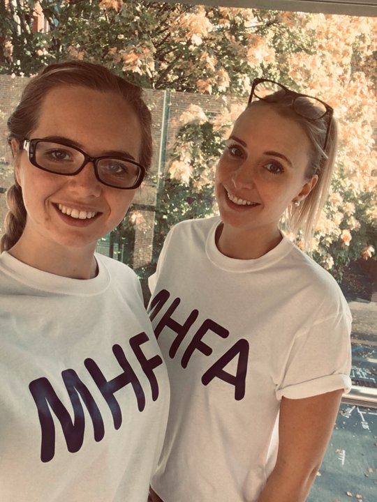 ChezBeckett's tweet photo. Raising awareness for #WorldMentalHealthDay around IBM Hursley. Did you know 1 in 4 people in the UK experience mental health problems and too many people still don't believe mental health is real 🤦‍♀️ https://t.co/7ts2i3Adx7