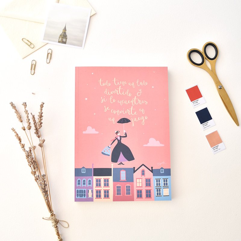 ¡Imagina, sueña, cree en lo imposible y se hará realidad!

Todo tiene un lado divertido, y si lo encuentras, se convierte en un juego. Cuaderno de Cuento, fantasía y realidad se unen en nuestro modelo Mary Poppins