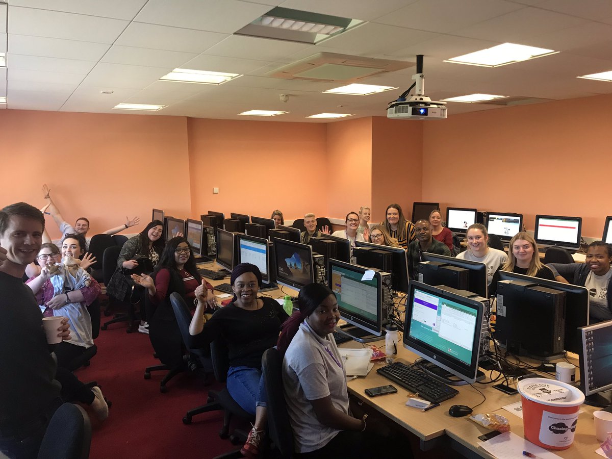 UoC_MH's tweet photo. Hub of hopathon 2 is in full swing! #hubofhopeathon2 #WMHD18 @ChasingStigma @Lynds_Hill https://t.co/i9jD4CJrPx