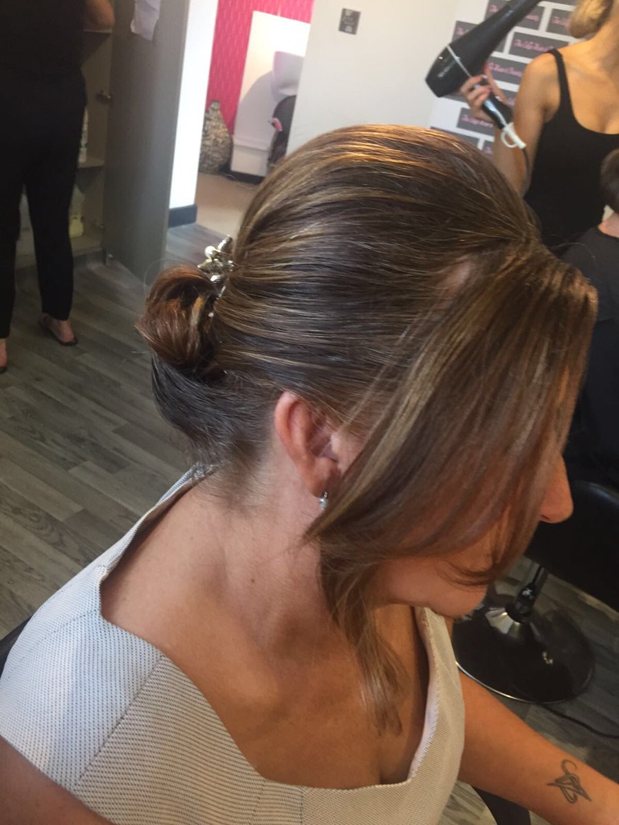 theedgelees's tweet photo. Hair up on the lovely Andrea ❤️
 
Due to cancellations on Saturday we now have some apps available!
Phone the shop to book 0161 626 5333 https://t.co/Ty7FLgtmeT