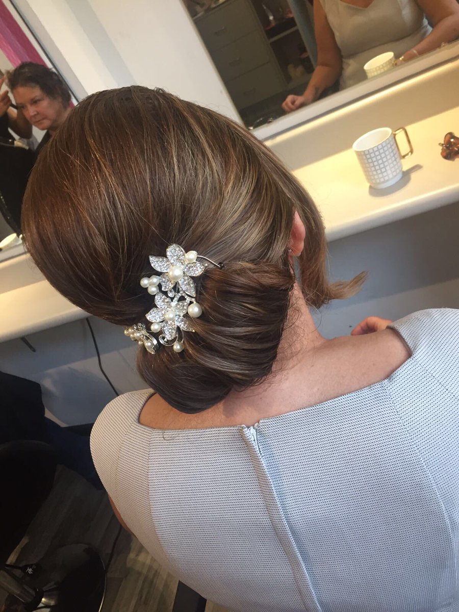theedgelees's tweet photo. Hair up on the lovely Andrea ❤️
 
Due to cancellations on Saturday we now have some apps available!
Phone the shop to book 0161 626 5333 https://t.co/Ty7FLgtmeT