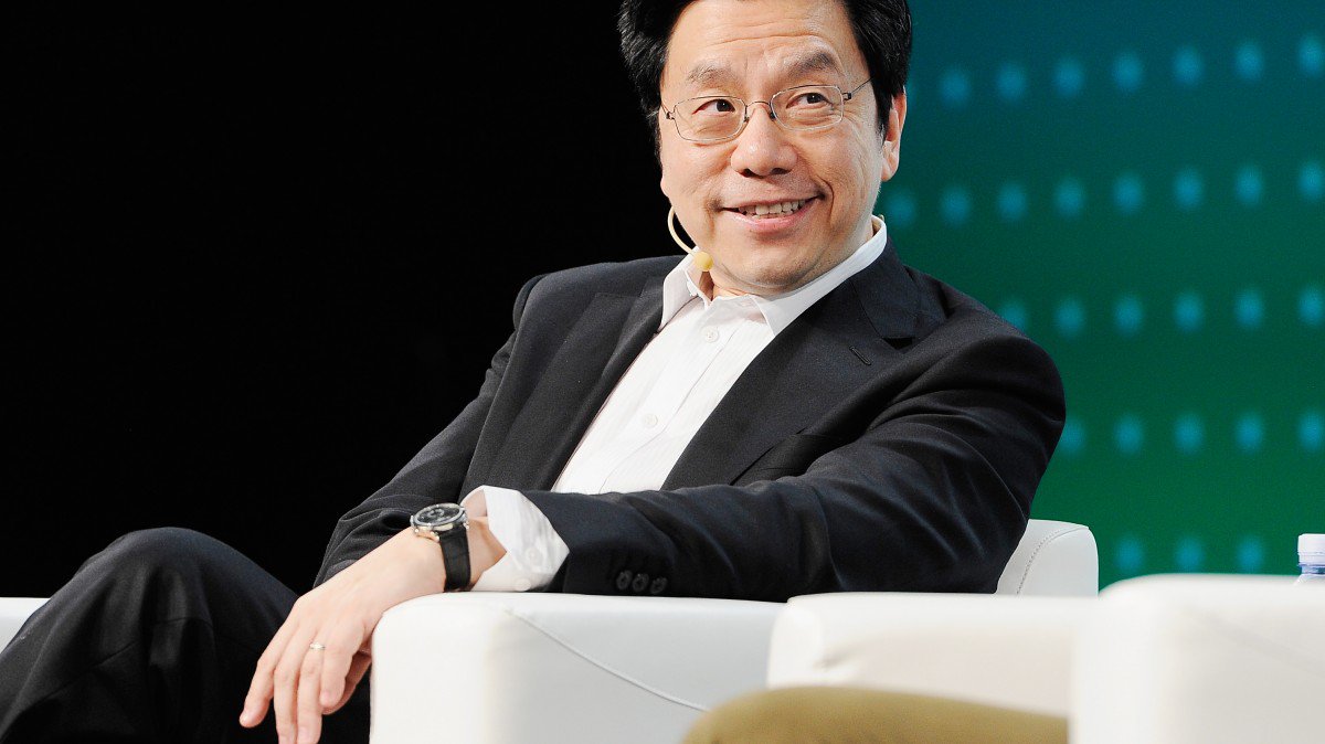 elem138's tweet photo. The US is hastening its own decline in AI, says a top Chinese investor https://t.co/lDJkGP1Eet https://t.co/byD4mLTBGz