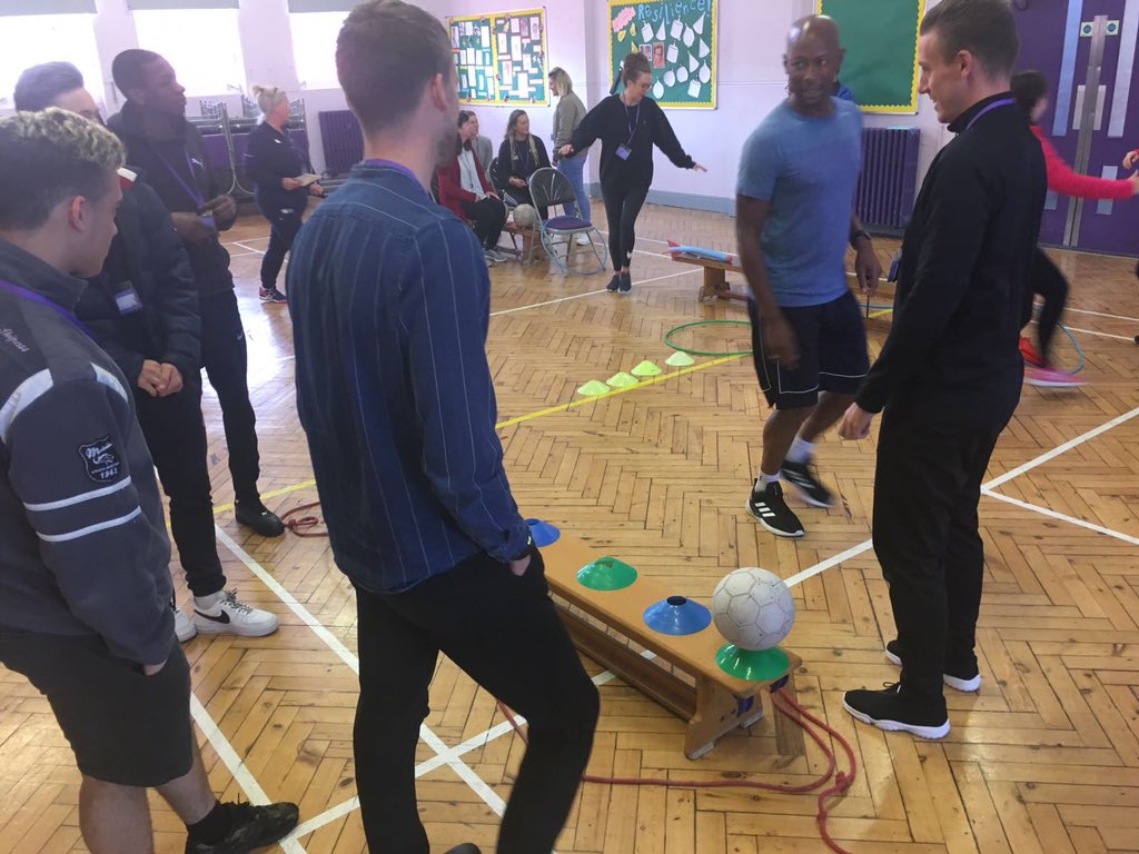 LPESSN's tweet photo. A big turn out for our first coordinators meeting of the year at @Ryeoakprimary .
Big thank you to @BadmintonEnglnd and the @FA for giving talks and workshops.
#alwayslearning #pefamily #CPD #networkmembers
@UnitedSport1 https://t.co/njEmLqGd2b