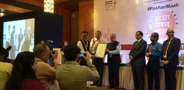 Shri A M Sharma, IAS , Director,  ICDS received state level award under maximum reach in all themes.  #PoshanMaahAward #Gujarat #PoshanMaah