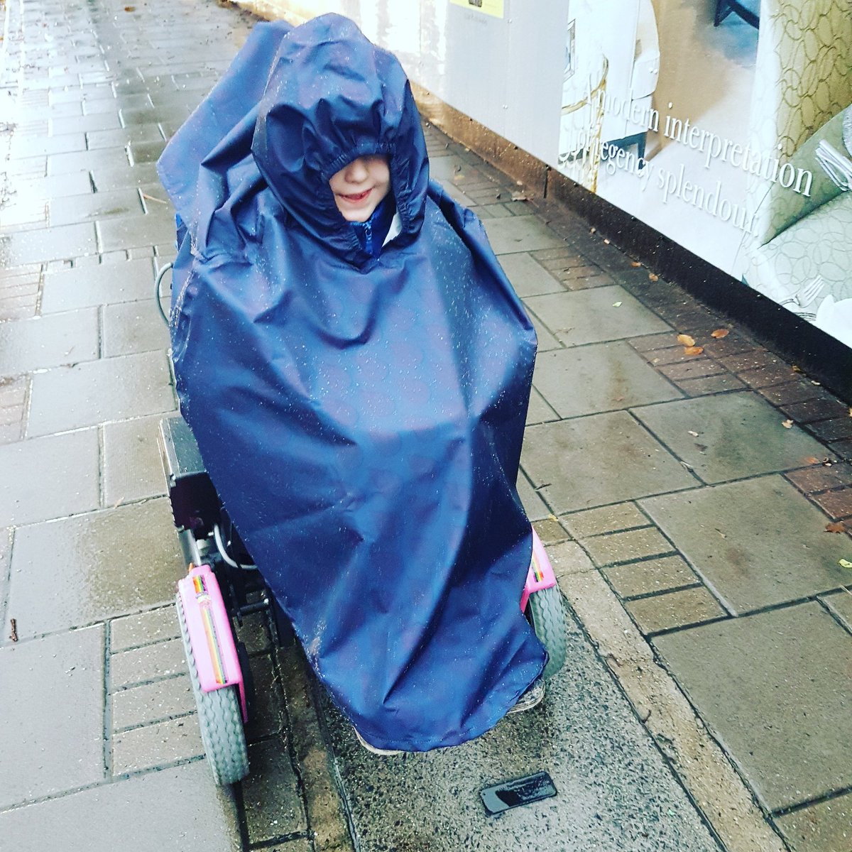willowbugltd's tweet image. The Willow Bug waterproof wheelchair poncho, a half term essential! Order today to arrive in time for the weekend willowbug.co.uk/shop/waterproo…

#wheelchair #specialneeds #waterproofponcho #adaptive