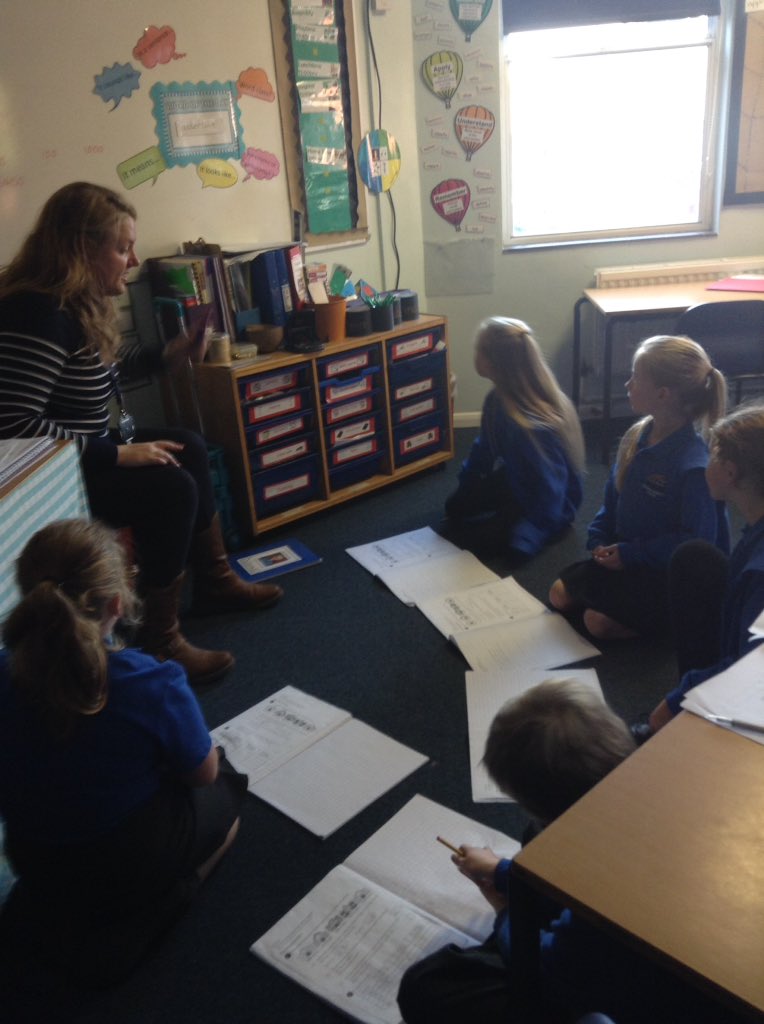 4EW_LPS's tweet image. Feedback from our teachers and our friends helps us to get better at maths! #LPSmaths #mistakeshelpuslearn