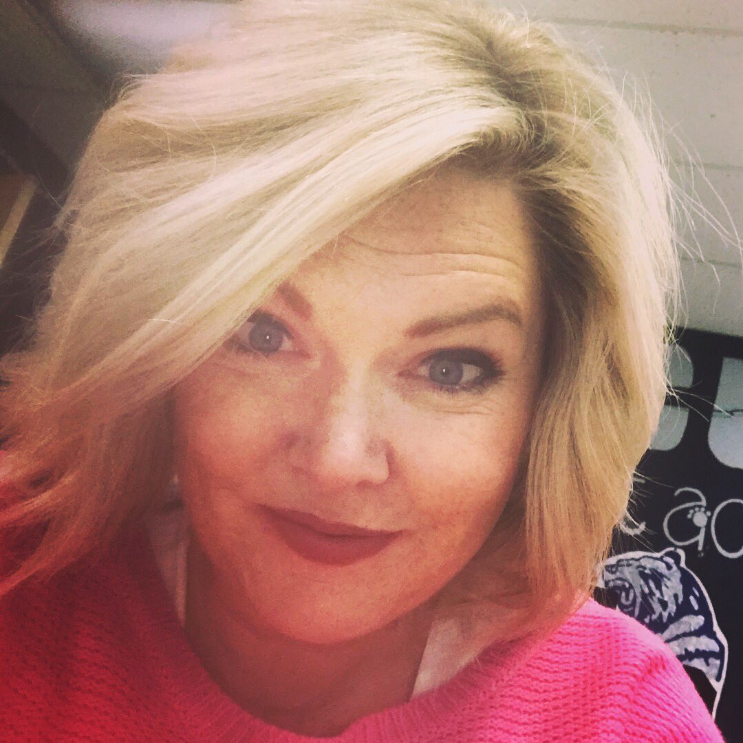 Great #rivarlyweek so far! #pinkout #youngatheart