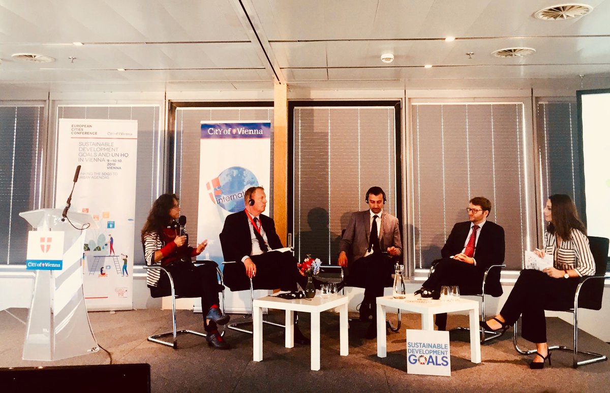 viennaofficePRG's tweet photo. Města spolu mluví. A to i díky #EurocommPR a dnešní #SDGs konferenci ve Vídni. Na panelu nechybí zástupce z Jihlavy. #Vienna #TalkingCities #CitiesInDialogue #buildingbridges 💪☺️ https://t.co/EkUU6PjI9u