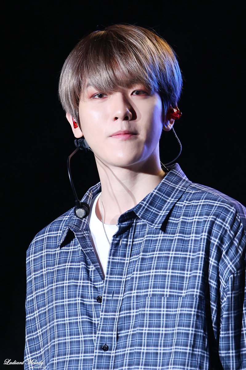 knockknock0408's tweet photo. [HQ] 181006 BAEKHYUN cr.Radiant_Melody04
https://t.co/aOskQbNcjk
https://t.co/L09Q17KFi0
https://t.co/P4kcwxIae7 https://t.co/rX7zVgCtXJ
