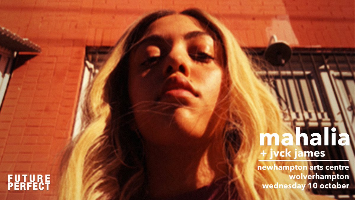 TONIGHT!
Rising star <a href="/mahalia/">mahalia</a> takes the stage at <a href="/Newhampton/">NewhamptonArtsCentre</a> Arts Centre! 😍 And we're all sold out folks!