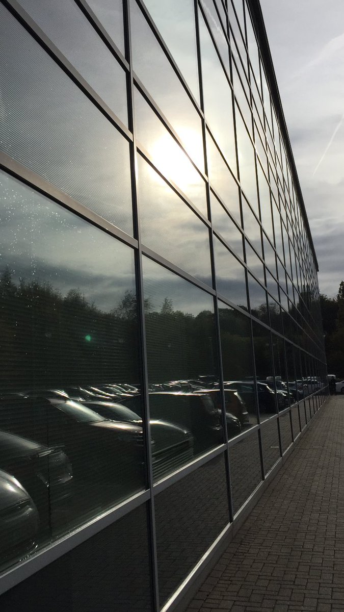 sa2000ltd's tweet image. A large business centre our operatives were up bright and early this morning to give a good clean. #supervisionassured2000ltd #commercialcleaning #cleaning #business we provide our services to #london #thehomecounties