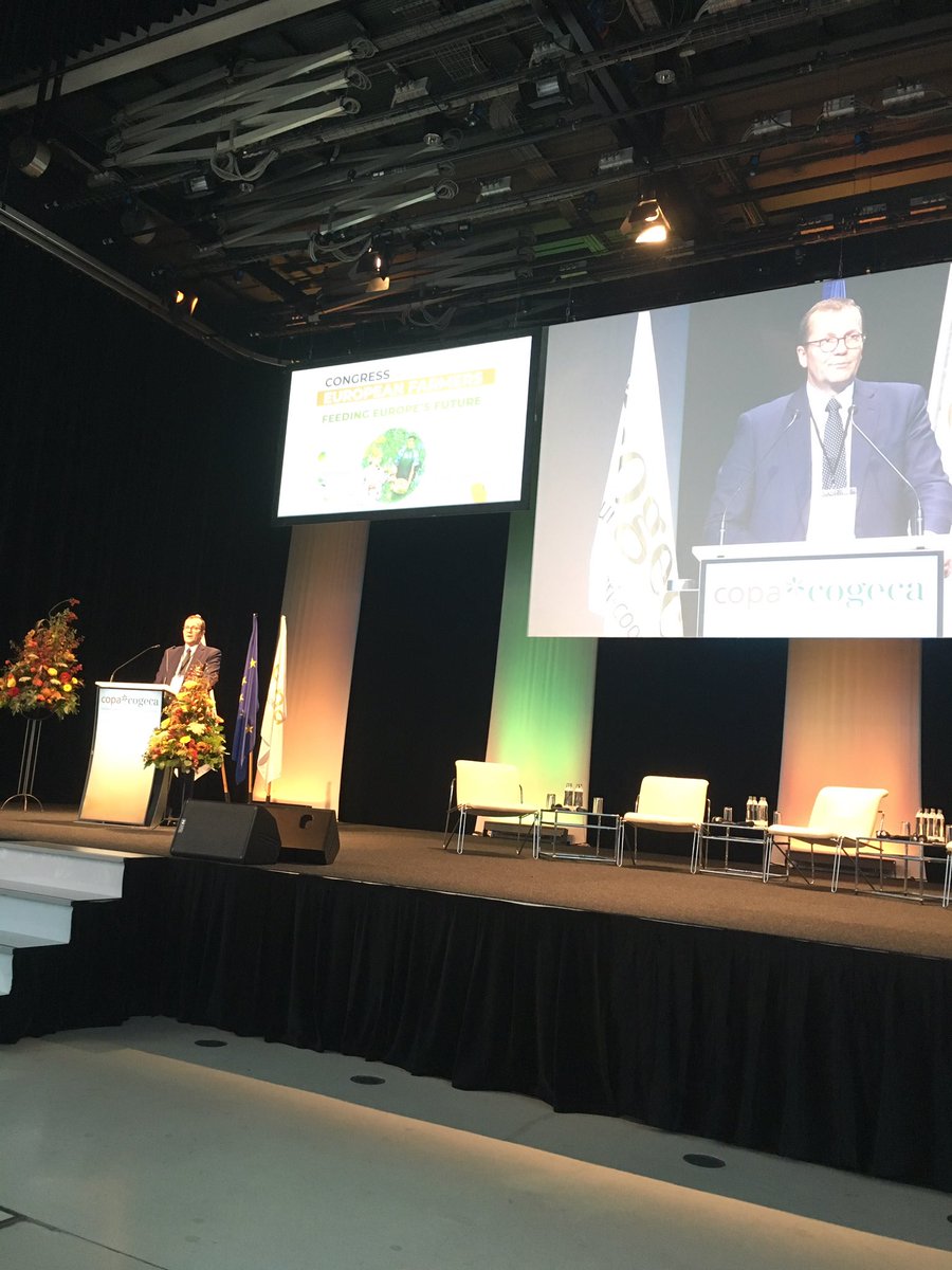 jp_azoulay's tweet photo. Kickoff at farmers congress. Looking forward. #FarmersCongress18 https://t.co/TyD7PRv5Tk