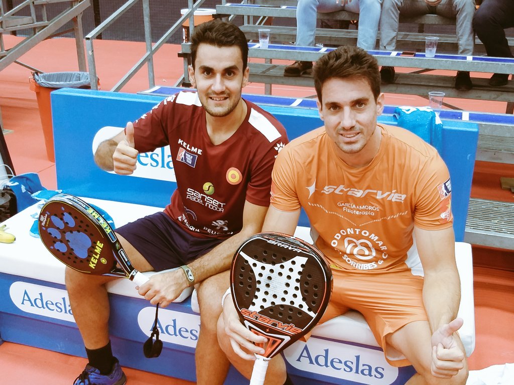 vamospadel's tweet photo. Victoria del jugador #starvie #christianfuster y #raúlmarcos frente a #maxigrabiel y #fedequiles en el #WPTGranadaOpen
#vamospadel https://t.co/GmUrAufO4C