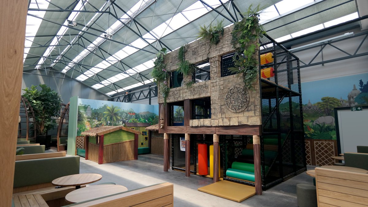 Ons nieuwste project, een gethematiseerde klimkooi. In 1 keer goedgekeurd. Met dank aan de TUV.