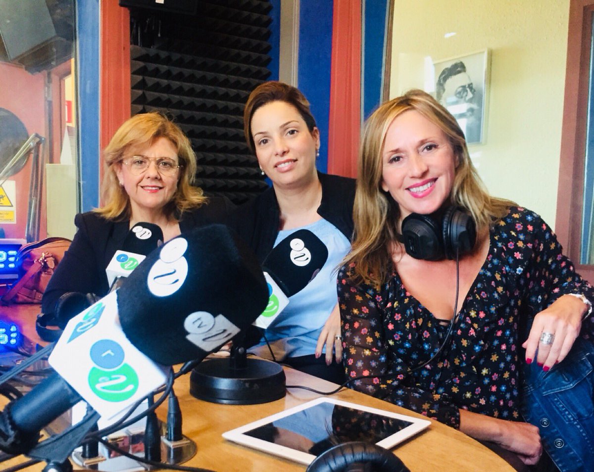 BaladaMontse's tweet photo. L’espai de ràdio “Talent i +, ja es a “La Calaixera”, programa matinal de rtv el Vendrell, conduït per l’amic Pere Sallent.Talent Femení, estarem mensualment parlant del Talent de la dona del passat, present i futur @talentfemeni @RTVEV #radio #dones https://t.co/epE5RzDH62