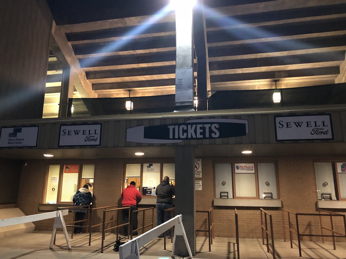 darbyjobrown's tweet photo. Permian &amp; OHS fans up bright and early to buy tickets for the big game https://t.co/wTzdSvue28