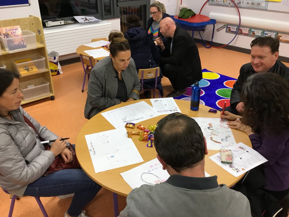 SeniorInfGETNS's tweet photo. Back to School Night😊 Parents hard at work. Children were soooo excited to see their notes this morning and find out who was sitting in their seat! https://t.co/lC7zzlWyaY
