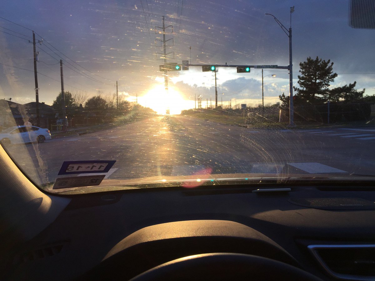 RIStatePolice's tweet image. Fall is a good time to clean your windshield, inside and out. When your windshield is illuminated by sunlight, dust particles, streaks and smudges become magnified, making it hard to see the road.