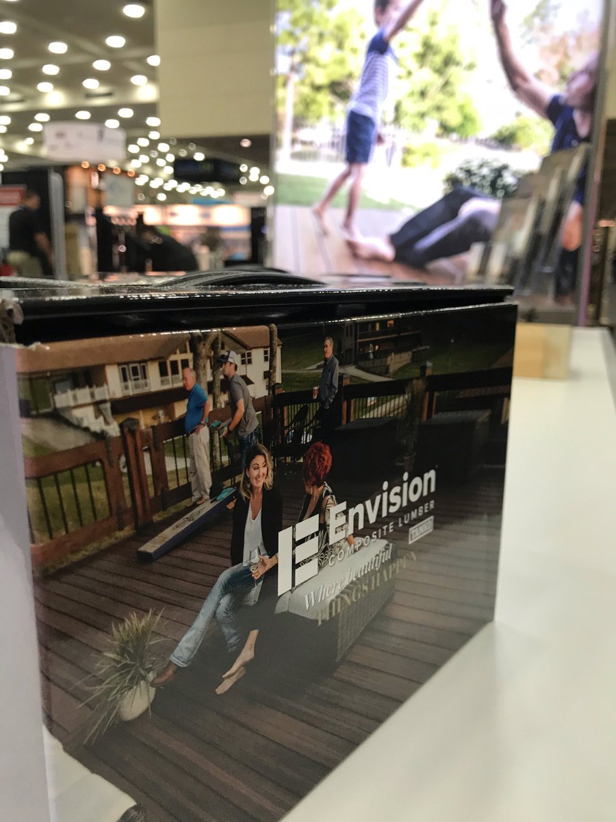 TAMKO_News's tweet image. It&apos;s all happening right now! Stop by @Remodeling_Deck booth # 2001 to see our brand #NEW #comparisonchart and maybe snag an #EXCLUSIVE #contractor beauty box! #remodelingdeck18 #deckexpo