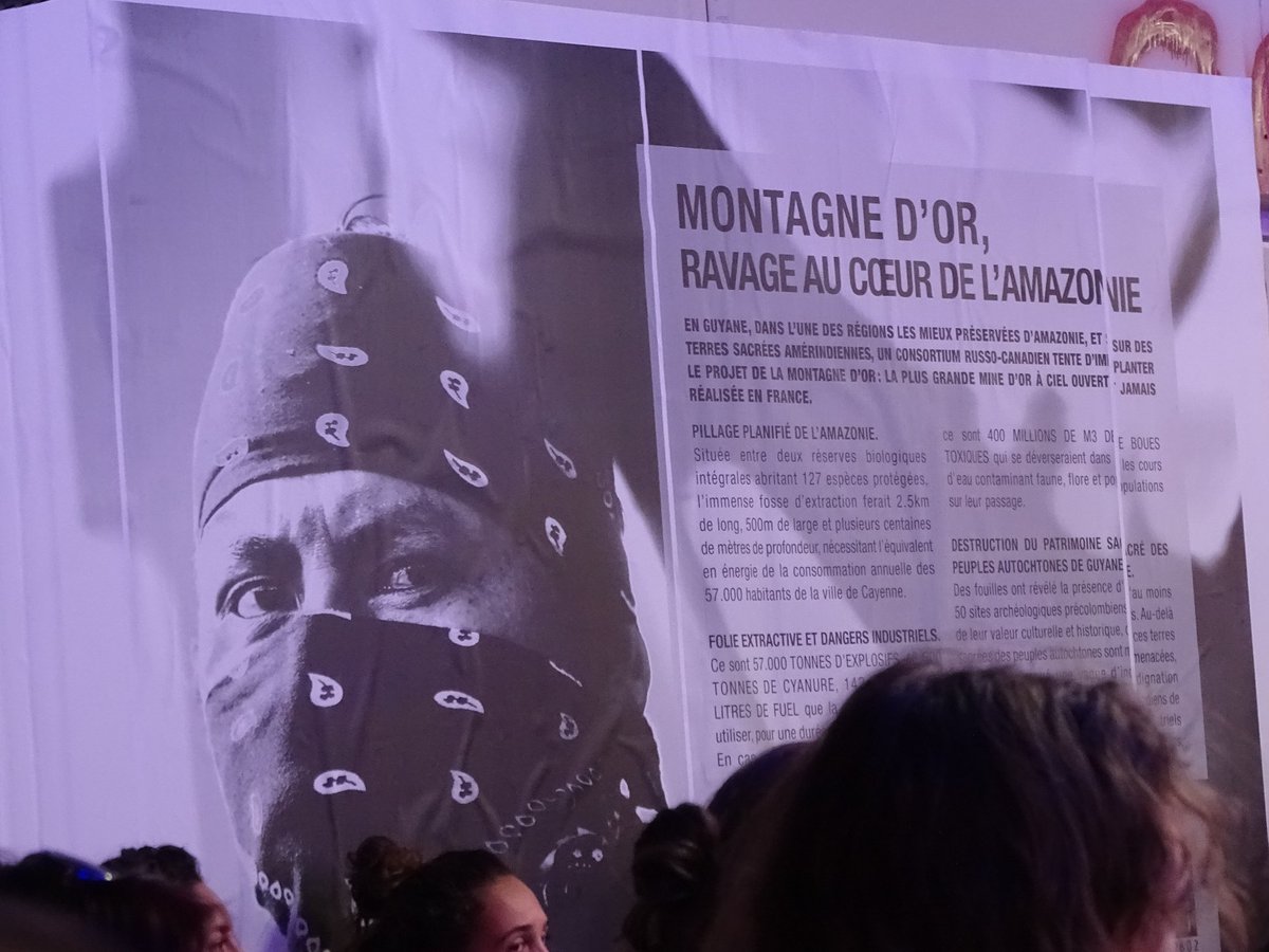 Nouvelle déco murale de l'espace <a href="/LeConsulatParis/">Le Consulat</a> pour informer le public des dangers de la #MontagnedOr en #Guyane #IlEstEncoreTemps #oneplanetsummit