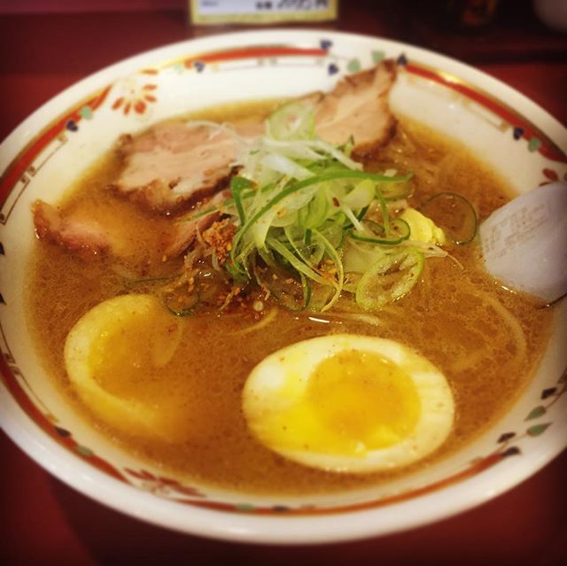 小倉に札幌ラーメン専門店 麺屋 玄 元会社員が 純すみ系 で独自 都内近場で手軽に食せる純すみ系ラーメン By Sinn303さん さっぽろ羅
