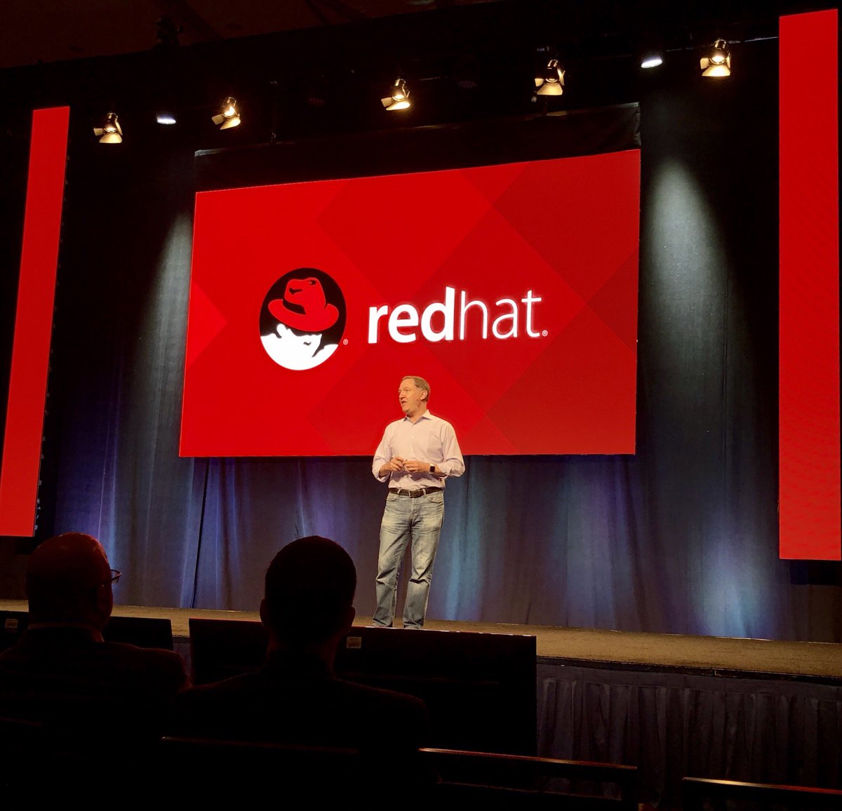 seashellgurl2's tweet photo. So proud to be here in DC with our amazing Red Hat partner community! #RHNAPC #RedHatCEO @RedHatPartners https://t.co/EQtfjOt3cw