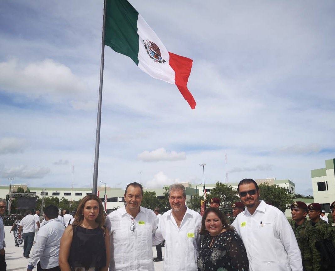 Una gran noticia para #QuintanaRoo con la inauguración de la 10/a Brigada denla Policia Militar , avanzamos en materia de seguridad , acompañamos a nuestro Gobernador <a href="/CarlosJoaquin/">Carlos Joaquín</a> , aquí con mis compañeros Lili Campos , <a href="/MarisolVanegasP/">Marisol Vanegas</a> <a href="/AreGAlfredo/">Alfredo Arellano</a> <a href="/AgeproQ/">AGEPRO QRoo</a> <a href="/semaqroo/">@semaqroo</a> <a href="/SEDEQROO/">SEDE Quintana Roo</a>