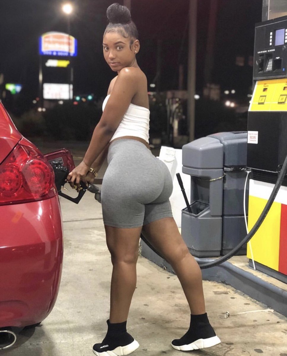 thendeloshalom's tweet image. Would you slap her face real hard in public for R9.9 million?? 😂😂

RT    -    Yes 
Like  -    No