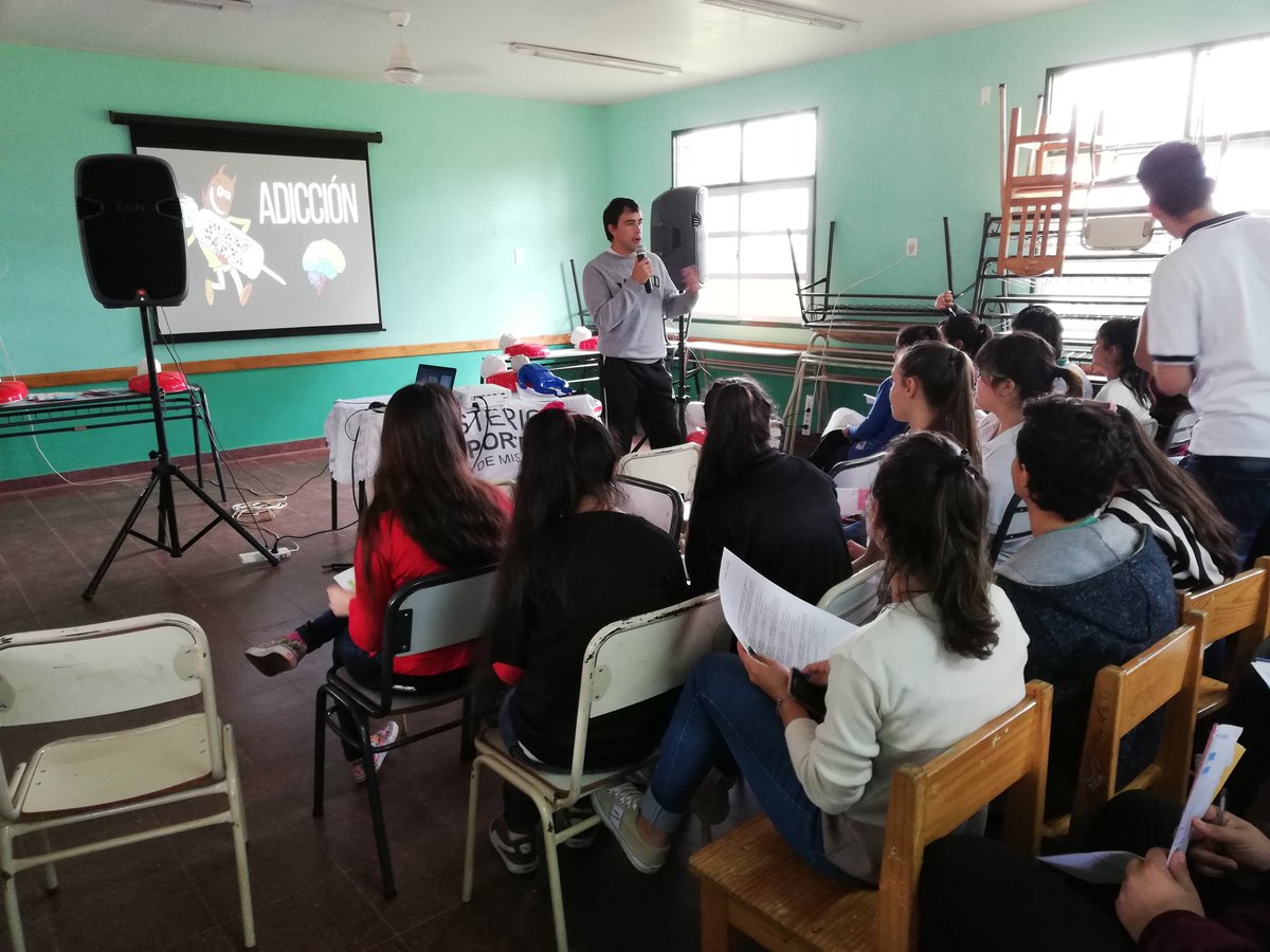 DirEducFIsica's tweet photo. "Juventud 365 activa"
Charla sobre #adicciones #CEF25 y #RCP #CEF11
Org por Subsec Planeam y Enlace Educ-Dep @noelialeyria @MinDepMisiones @DirEducFIsica y @SaludMisiones @MinistroSalud @carlitos_baez @CGEMisiones @maidanamis @misioneseduca @ricardofabianbi @RafaMorgenstern https://t.co/sgObFRKwFF